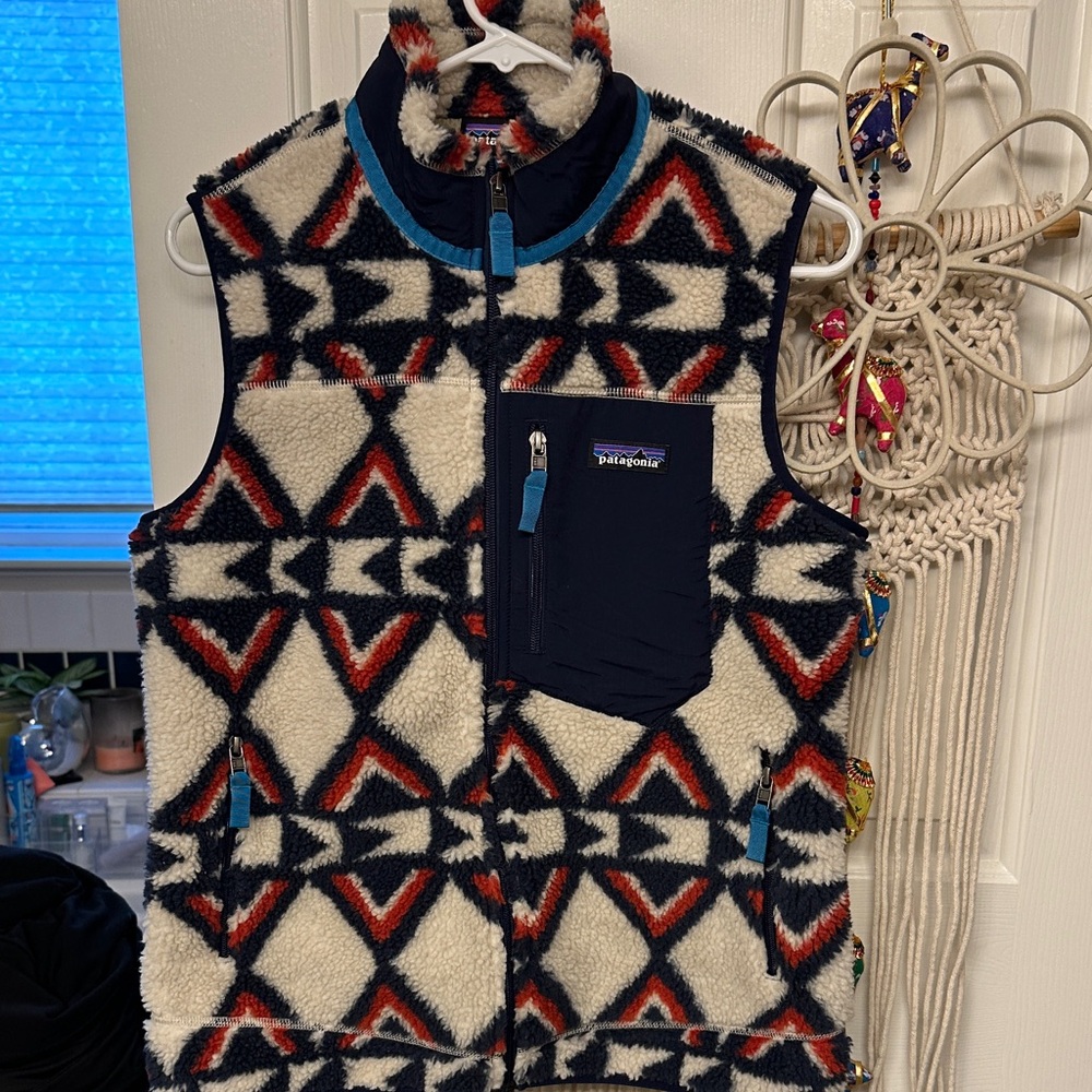 Patagonia  Retro Fleece Vest - Navy, Red, Cream